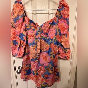 Olivaceous size small floral summery mini dress.